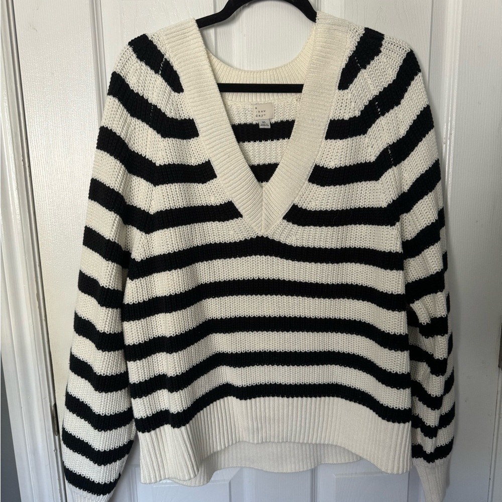 a new day Black and White Striped V-Neck Sweater